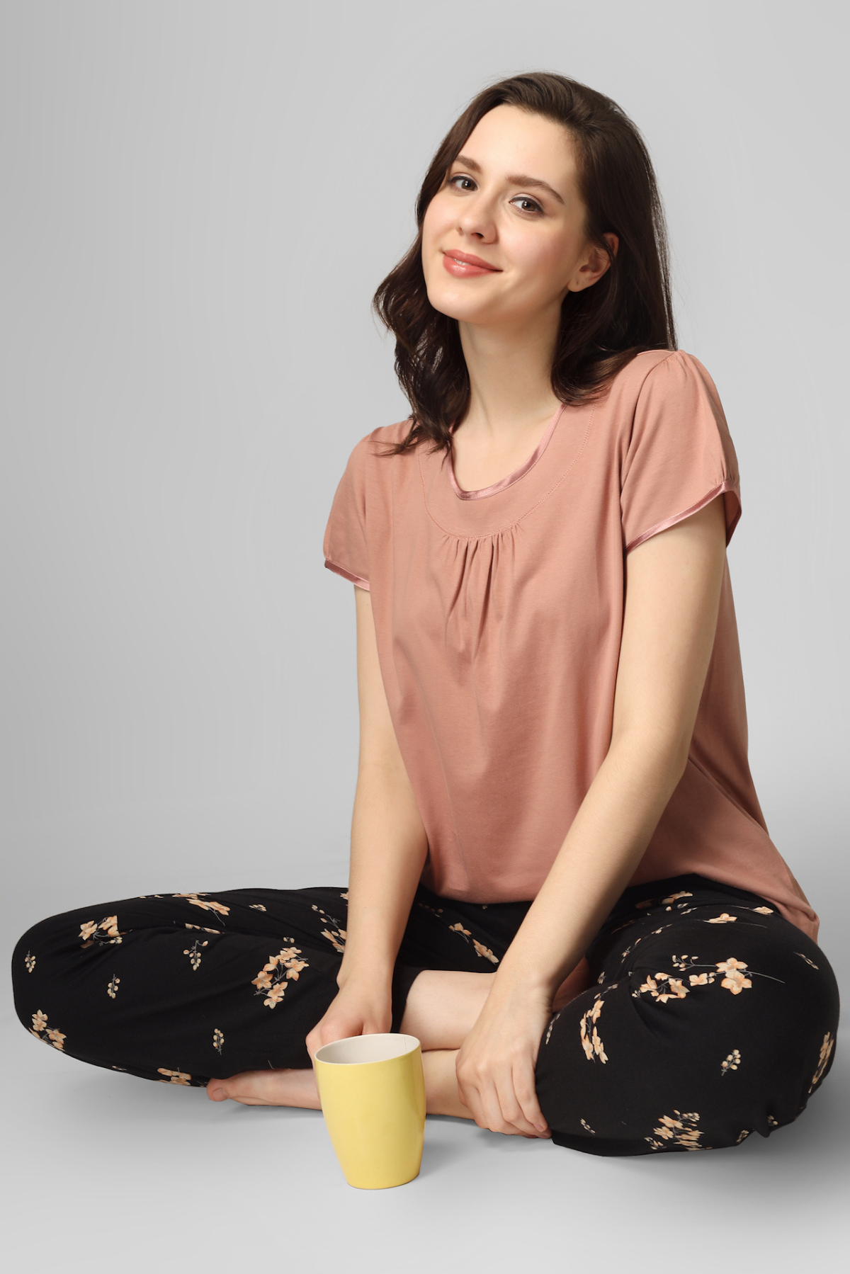 Rustic Elegance Pyjama Set For Women 1