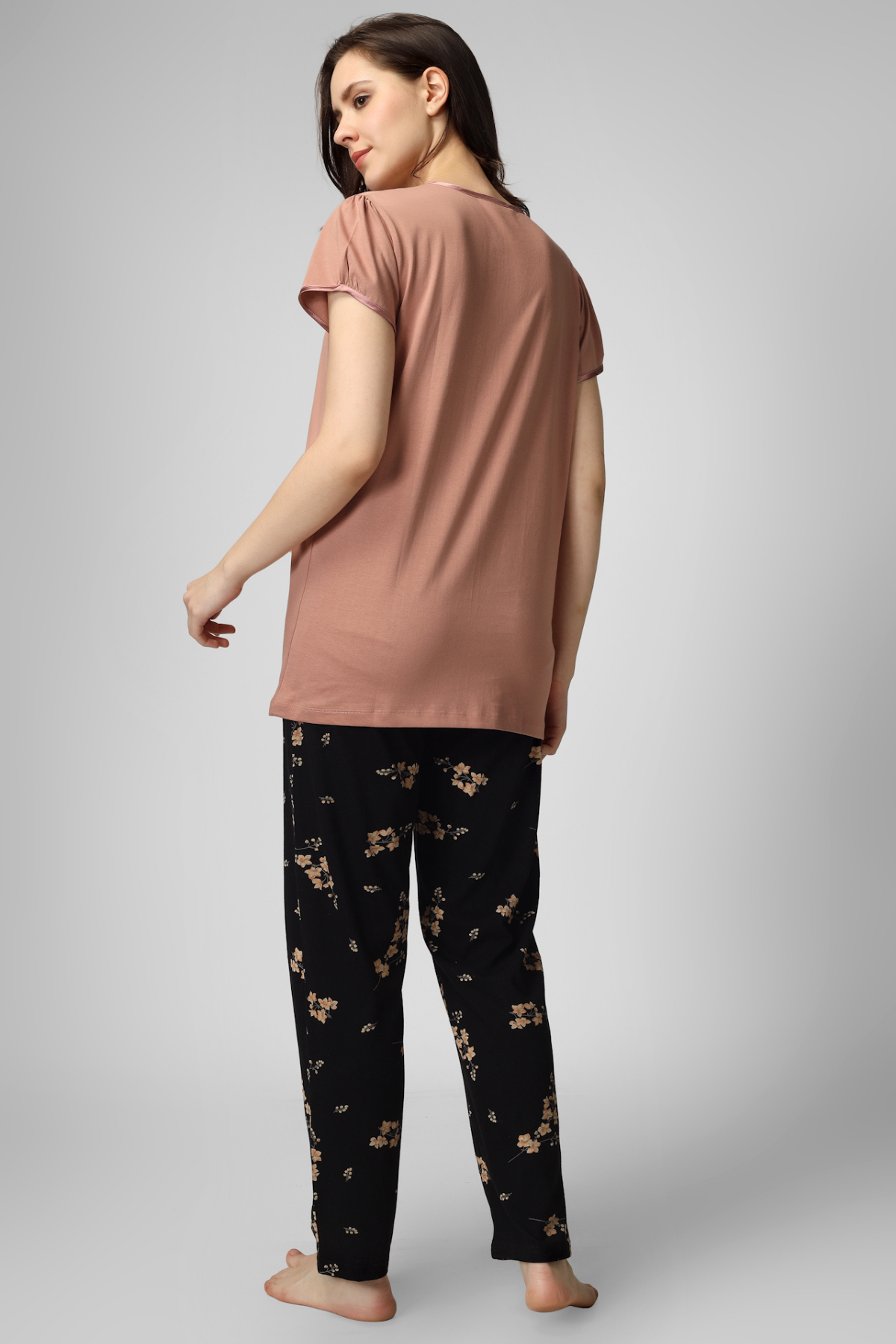 Rustic Elegance Pyjama Set For Women 7