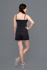 Anthra Spaghetti String Shorts Set