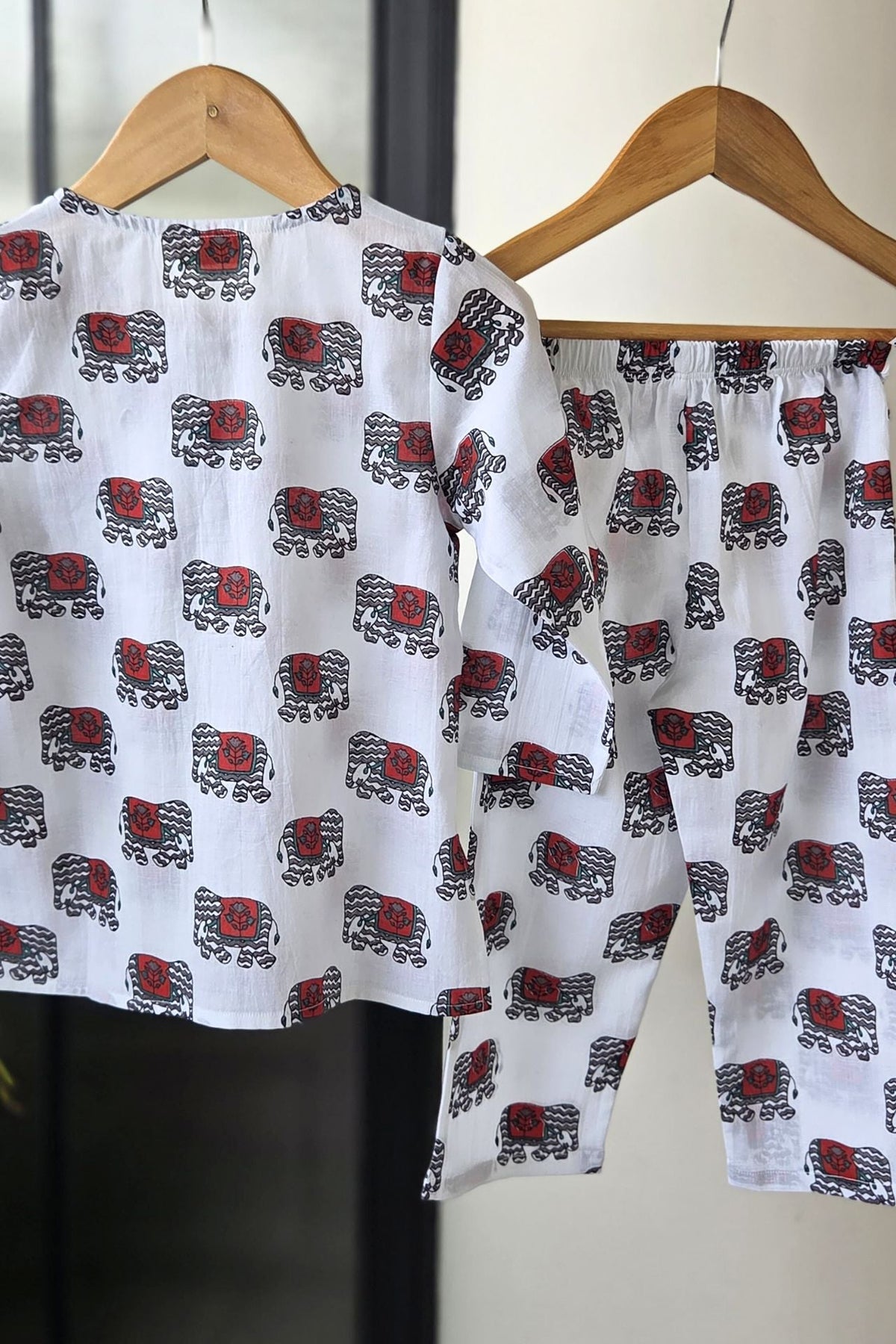 Blockprint Parade Mul Kurta Pyjama Set Girls / Boys - De - Nap.in - Nightwear