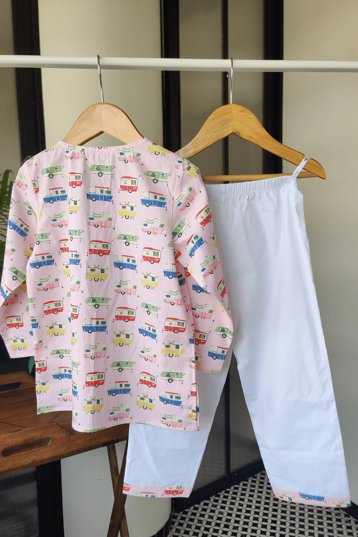 Caravan Dreams Pink Cotton Kurta Pyjama Set - De - Nap.in - Nightwear