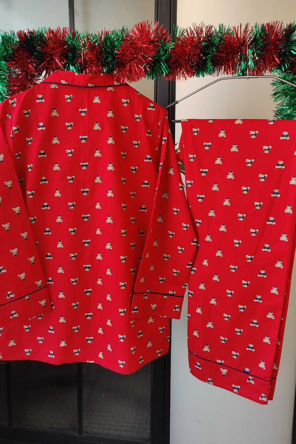 Luxe Bear Red Pyjama Set Women - De - Nap.in - Nightwear