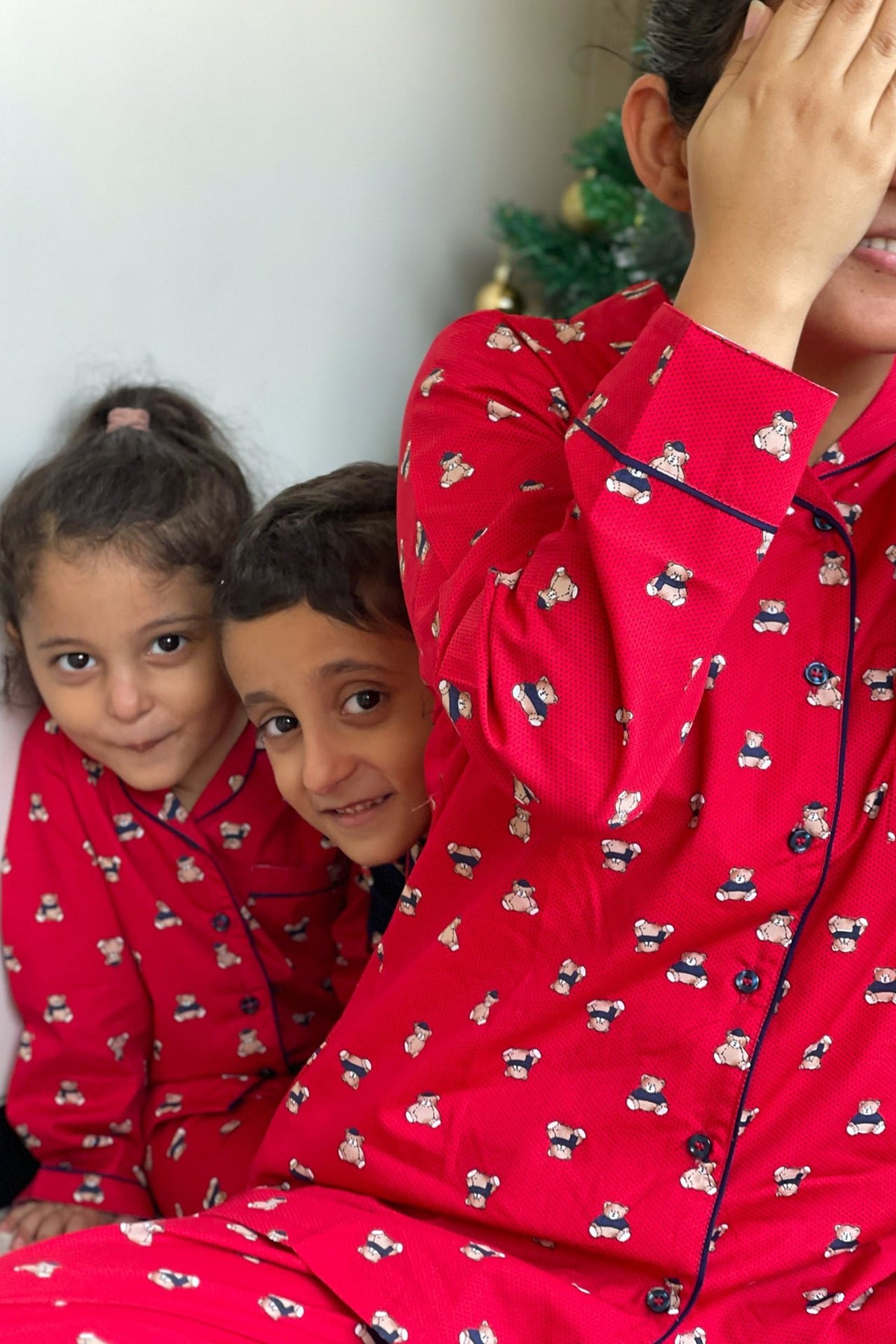 Luxe Bear Red Pyjama Set Women - De - Nap.in - Nightwear