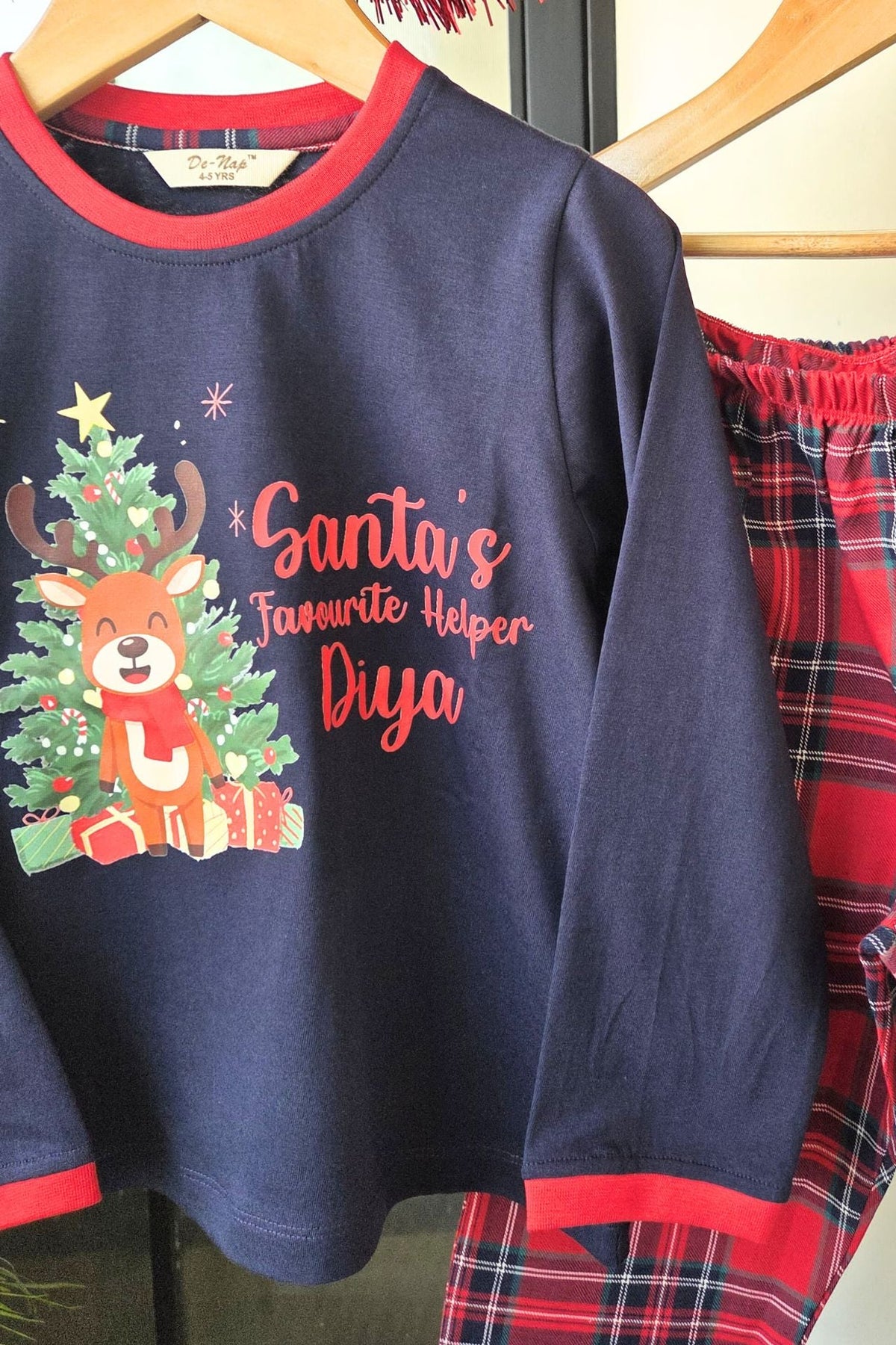 Santa's Favourite Helper Pyjama Set (Girl) - De - Nap.in - Nightwear