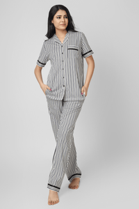 Timeless Stripe Serenade Pyjama Set - De - Nap.in - Nightwear