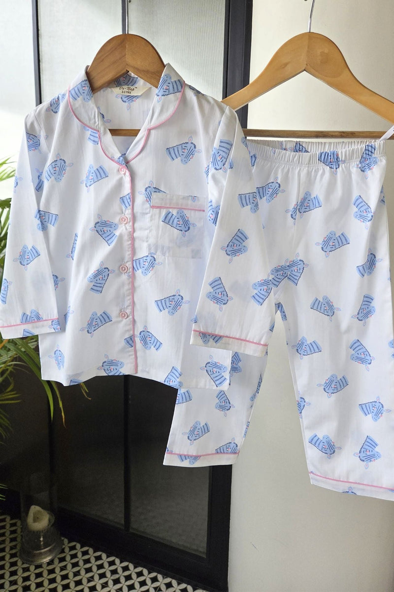 Zebra Zing White Pyjama Set - De - Nap.in - Nightwear