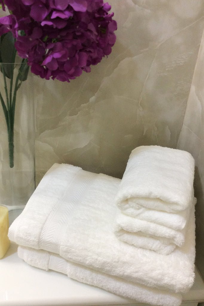Bright White Luxury Towel Set - De - Nap.in - Nightwear