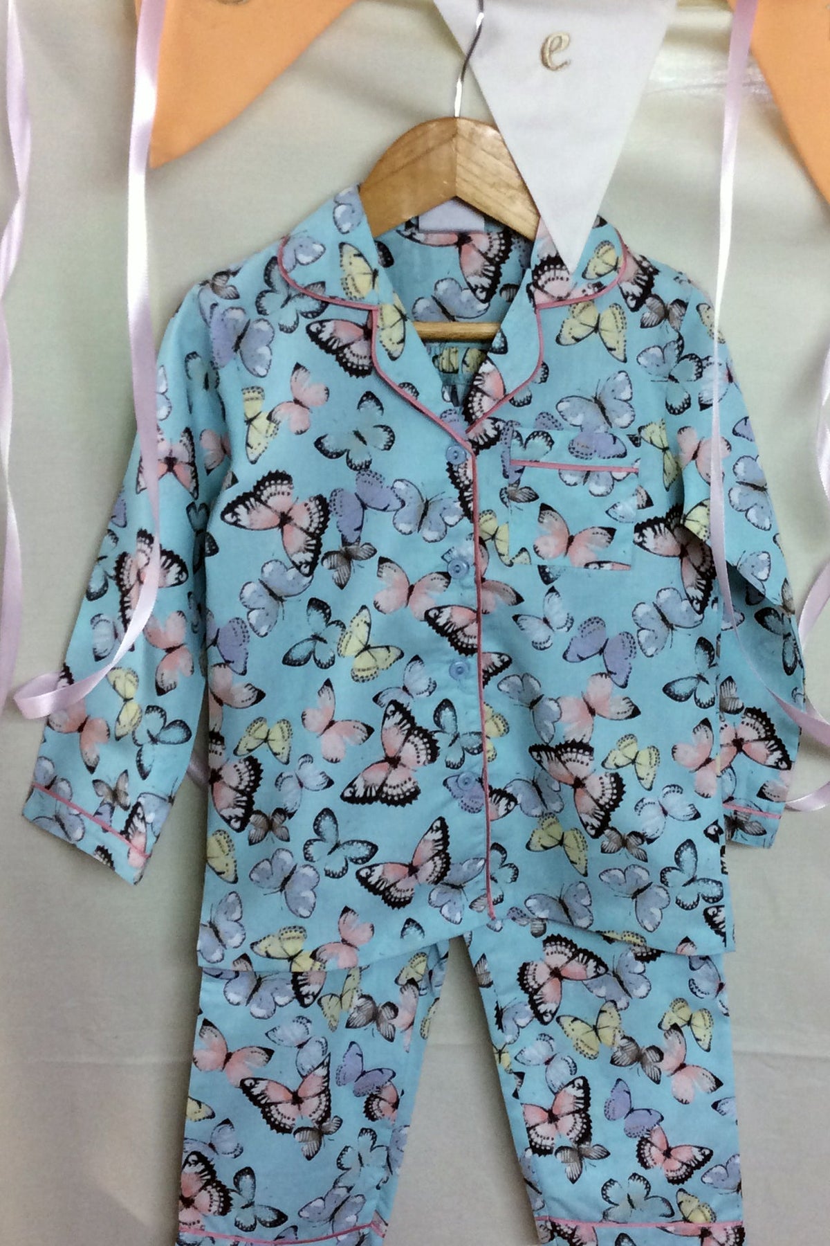 Butterfly Kisses Pyjama Set - De - Nap.in - Nightwear