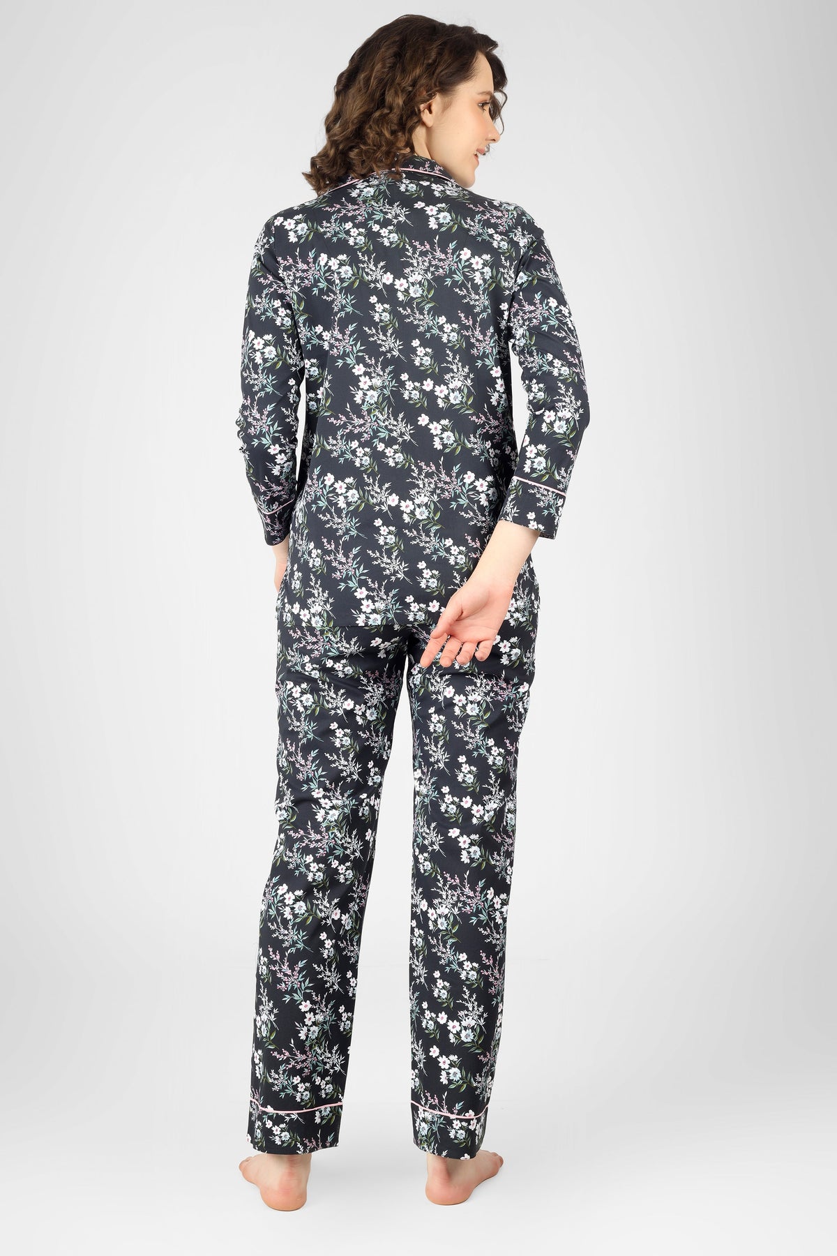 Vanessa Pyjama Set - De - Nap.in - Nightwear